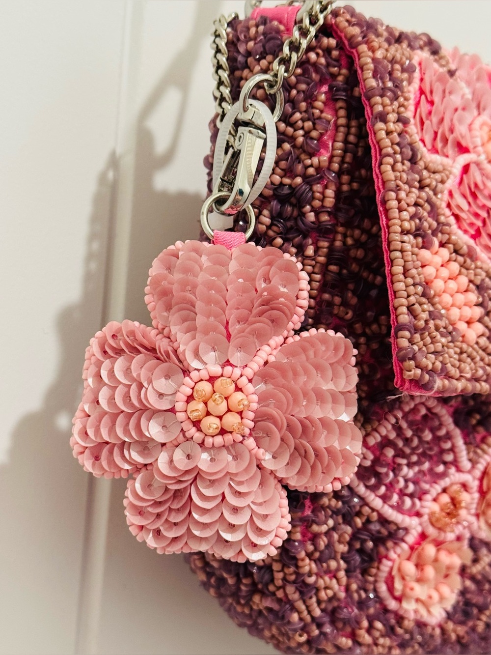 NWT Handmade in India Pink Floral Beaded Shoulder Bag with Detachable Charm - Picture 3 of 16